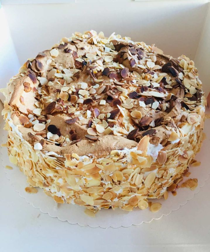 Himbeer-Baiser Kuchen